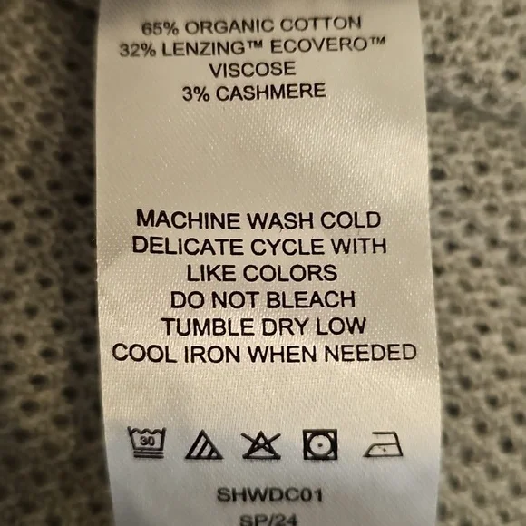 Quince Nursing Shawl - Picture 3 of 5